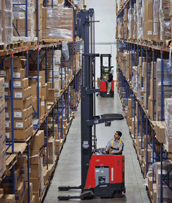 Material handling equipment - Reach truck in warehouse